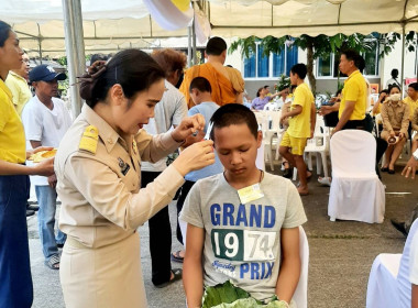 ﻿เข้าร่วมพิธีปลงผม โครงการบรรพชาสามเณรภาคฤดูร้อน ... พารามิเตอร์รูปภาพ 5