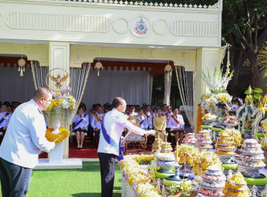 เข้าร่วมพิธีเวียนเทียนสมโภชน้ำพระพุทธมนต์ศักดิ์สิทธิ์ ... พารามิเตอร์รูปภาพ 9