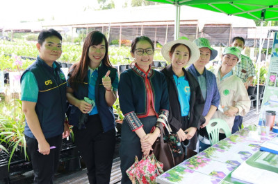 ร่วมงานประชุมสัมมนาวิชาการพืชสวน : นวัตกรรมพืชสวนพร้อมใช้ ... พารามิเตอร์รูปภาพ 1