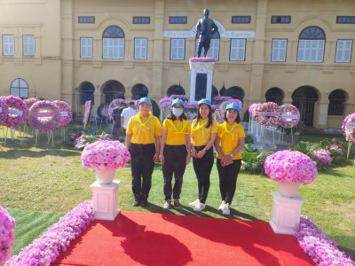 จิตอาสาทำกิจกรรมน้อมรำลึกเนื่องในวันคล้ายวันสวรรคตพระบาทสมเด็จพระจุลจอมเกล้าเจ้าอยู่หัว ... พารามิเตอร์รูปภาพ 1