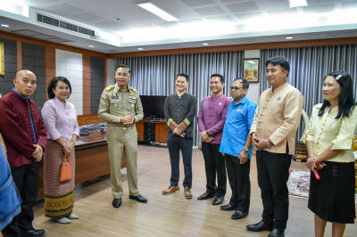 หน่วยงานสังกัดกระทรวงเกษตรและสหกรณ์จังหวัดเชียงรายร่วมแสดงความยินดีและให้การต้อนรับผู้ว่าราชการจังหวัดเชียงราย ... พารามิเตอร์รูปภาพ 1