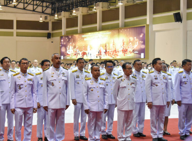 ร่วมกิจกรรมพิธีวางพวงมาลาวันสมเด็จพระมหาธิราชเจ้า ... พารามิเตอร์รูปภาพ 17