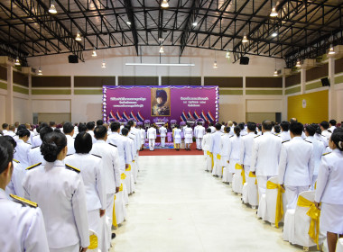 ร่วมกิจกรรมพิธีวางพวงมาลาวันสมเด็จพระมหาธิราชเจ้า ... พารามิเตอร์รูปภาพ 22