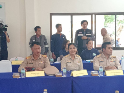 เข้าร่วมพิธีเชิญถุงพระราชทานของพระบาทสมเด็จพระเจ้าอยู่ ... พารามิเตอร์รูปภาพ 1