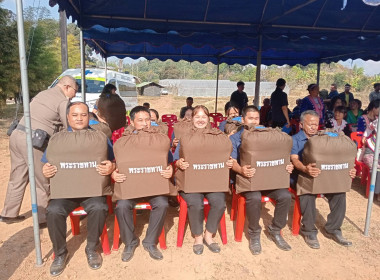 เข้าร่วมพิธีเชิญถุงพระราชทานของพระบาทสมเด็จพระเจ้าอยู่ ... พารามิเตอร์รูปภาพ 6