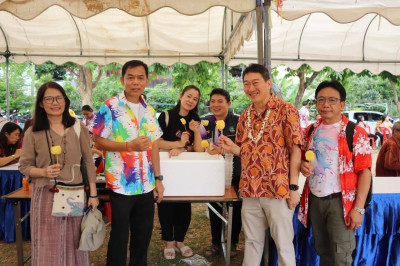 เข้าร่วมเปิดงานเย็นทั่วหล้ามหาสงกรานต์ ... พารามิเตอร์รูปภาพ 1