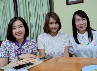ขบวนการสหกรณ์จังหวัดเชียงรายร่วมรดน้ำดำหัวสหกรณ์จังหวัดเชียงราย ตามป๋าเวณีปี๋ใหม่เมือง ... พารามิเตอร์รูปภาพ 25
