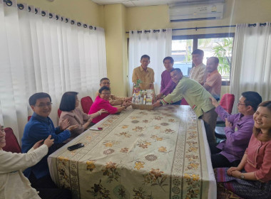 ขบวนการสหกรณ์จังหวัดเชียงรายร่วมรดน้ำดำหัวสหกรณ์จังหวัดเชียงราย ตามป๋าเวณีปี๋ใหม่เมือง ... พารามิเตอร์รูปภาพ 5