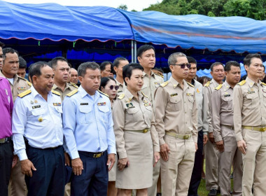 เข้าร่วมพิธีปล่อยพันธุ์สัตว์น้ำ เนื่องในวันเฉลิมพระชนมพรรษา ... พารามิเตอร์รูปภาพ 11