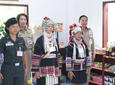 สำนักงานสหกรณ์จังหวัดเชียงราย ร่วมเฝ้าฯ รับเสด็จ ... พารามิเตอร์รูปภาพ 5