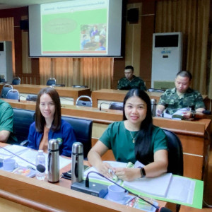 ร่วมประชุมคณะกรรมการดำเนินการ ... พารามิเตอร์รูปภาพ 1