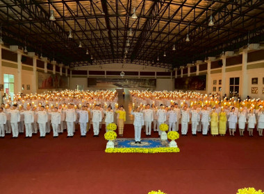 ร่วมพิธีถวายเครื่องราชสักการะ วางพานพุ่ม ... พารามิเตอร์รูปภาพ 6