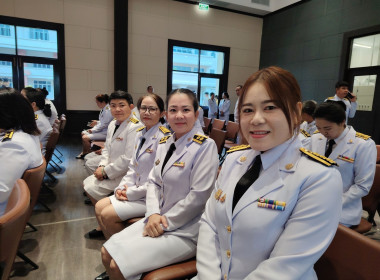 ร่วมพิธีทำบุญตักบาตรถวายพระราชกุศลและพิธีวางพวงมาลา ... พารามิเตอร์รูปภาพ 7