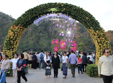 เข้าร่วมพิธีเปิดงาน “เชียงรายดอกไม้งาม” ปีที่ 22 พารามิเตอร์รูปภาพ 10