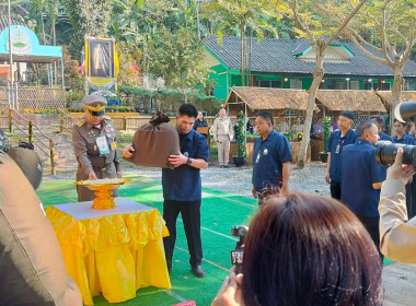 ร่วมประชุมติดตามงานและร่วมให้การต้อนรับองคมนตรี พารามิเตอร์รูปภาพ 24