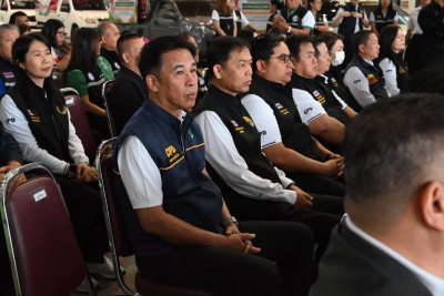 สหกรณ์จังหวัดเชียงรายเข้าร่วมพิธีปล่อยคาราวานหอมแดงศรีสะเกษ ... พารามิเตอร์รูปภาพ 1