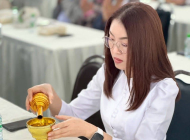 ร่วมพิธีวางพานพุ่มถวายสักการะพระราชวรวงศ์เธอ ... พารามิเตอร์รูปภาพ 17