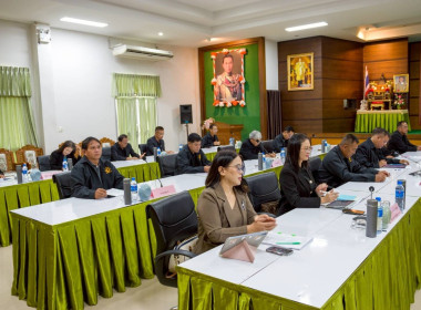 เข้าร่วมประชุมคณะกรรมการดำเนินการ ... พารามิเตอร์รูปภาพ 4