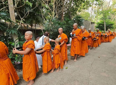 เข้าร่วมโครงการบรรพชาอุปสมบทพระภิกษุ สามเณร ภาคฤดูร้อน ... พารามิเตอร์รูปภาพ 16