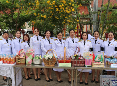 เข้าร่วมพิธีทำบุญตักบาตรถวายพระราชกุศล ... พารามิเตอร์รูปภาพ 5