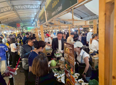รมช.เกษตรฯ เปิดงาน “มหกรรมอาหาร 4 แผ่นดิน เหนือสุดถิ่นสยาม” ... พารามิเตอร์รูปภาพ 42