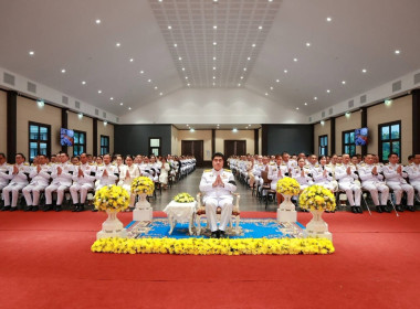 ร่วมพิธีเจริญพระพุทธมนต์และทำบุญตักบาตรถวายพระราชกุศล ... พารามิเตอร์รูปภาพ 3