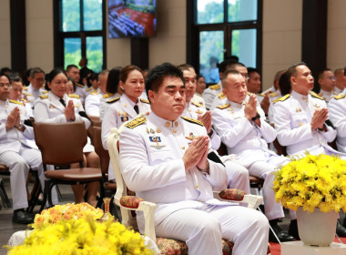 พิธีทำบุญตักบาตรถวายเป็นพระราชกุศลและพิธีวางพวงมาลา เนื่องในวันนวมินทรมหาราช ประจำปี 2569 ... พารามิเตอร์รูปภาพ 1